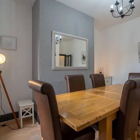 Spacious Town House Lytham St Annes Exterior photo